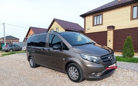 Mercedes-Benz Vito, 2016 год, 2 550 000 рублей, 15 фотография