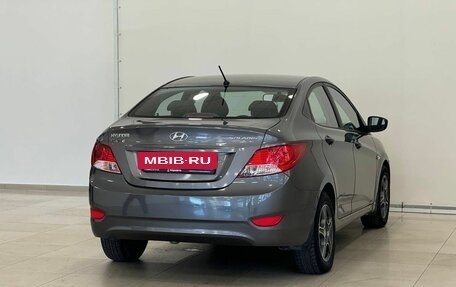 Hyundai Solaris II рестайлинг, 2011 год, 930 000 рублей, 6 фотография