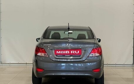 Hyundai Solaris II рестайлинг, 2011 год, 930 000 рублей, 8 фотография