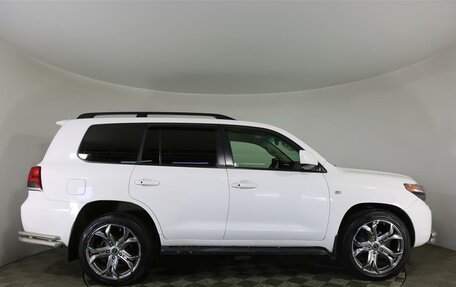 Toyota Land Cruiser 200, 2010 год, 2 427 000 рублей, 4 фотография