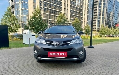 Toyota RAV4, 2013 год, 2 фотография