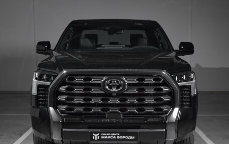 Toyota Tundra, 2022 год, 12 190 000 рублей, 3 фотография