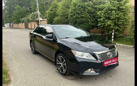 Toyota Camry, 2014 год, 1 800 000 рублей, 4 фотография