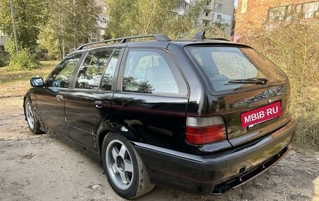 BMW 3 серия, 1998 год, 320 000 рублей, 4 фотография