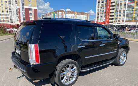 Cadillac Escalade III, 2007 год, 1 400 000 рублей, 10 фотография