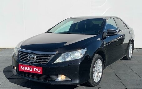 Toyota Camry, 2013 год, 1 840 000 рублей, 1 фотография