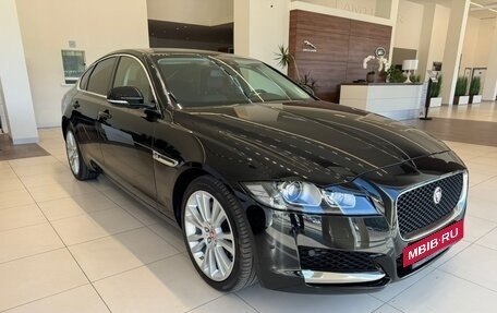 Jaguar XF II, 2017 год, 4 100 000 рублей, 3 фотография