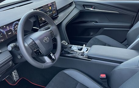 Toyota Camry, 2024 год, 4 800 000 рублей, 15 фотография