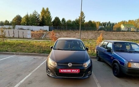 Volkswagen Polo VI (EU Market), 2011 год, 700 000 рублей, 3 фотография