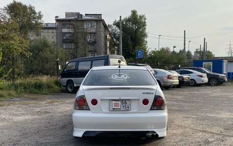 Toyota Altezza, 2002 год, 650 000 рублей, 5 фотография