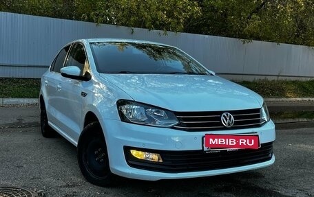 Volkswagen Polo VI (EU Market), 2018 год, 1 295 000 рублей, 2 фотография