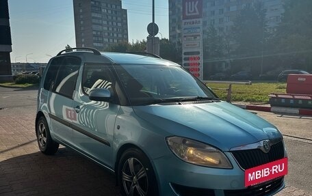 Skoda Roomster, 2011 год, 700 000 рублей, 2 фотография