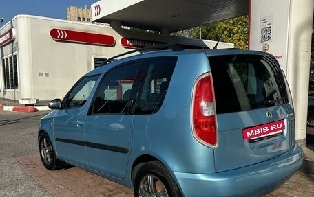 Skoda Roomster, 2011 год, 700 000 рублей, 4 фотография