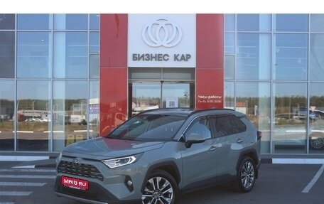 Toyota RAV4, 2019 год, 3 515 000 рублей, 1 фотография