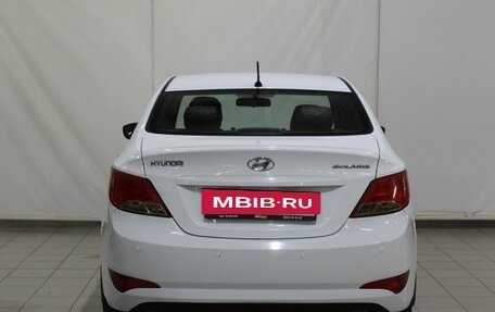 Hyundai Solaris II рестайлинг, 2015 год, 860 000 рублей, 6 фотография