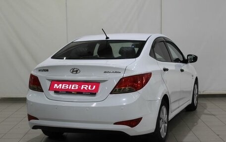 Hyundai Solaris II рестайлинг, 2015 год, 860 000 рублей, 5 фотография