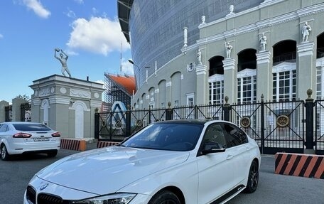 BMW 3 серия, 2016 год, 2 400 000 рублей, 3 фотография