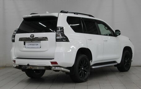 Toyota Land Cruiser Prado 150 рестайлинг 2, 2021 год, 7 999 000 рублей, 5 фотография