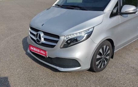 Mercedes-Benz V-Класс, 2019 год, 5 200 000 рублей, 2 фотография