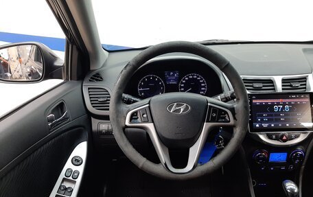 Hyundai Solaris II рестайлинг, 2013 год, 890 000 рублей, 14 фотография