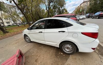 Hyundai Solaris II рестайлинг, 2015 год, 350 000 рублей, 1 фотография