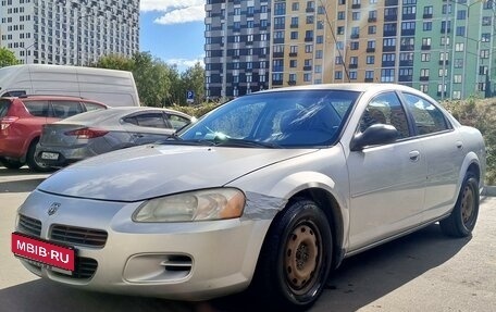 Dodge Stratus II, 2002 год, 309 000 рублей, 1 фотография