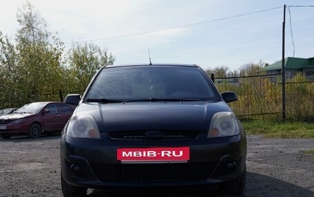 Ford Fiesta, 2007 год, 320 000 рублей, 2 фотография