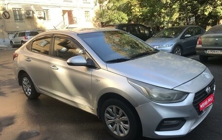 Hyundai Solaris II рестайлинг, 2017 год, 700 000 рублей, 3 фотография