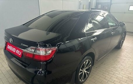 Toyota Camry, 2016 год, 2 300 000 рублей, 6 фотография