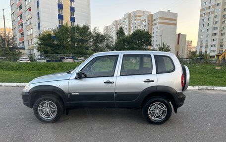 Chevrolet Niva I рестайлинг, 2013 год, 595 000 рублей, 11 фотография