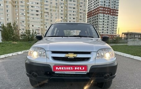 Chevrolet Niva I рестайлинг, 2013 год, 595 000 рублей, 9 фотография