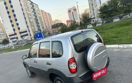 Chevrolet Niva I рестайлинг, 2013 год, 595 000 рублей, 29 фотография