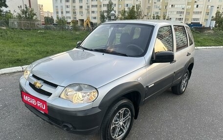 Chevrolet Niva I рестайлинг, 2013 год, 595 000 рублей, 34 фотография