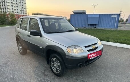 Chevrolet Niva I рестайлинг, 2013 год, 595 000 рублей, 32 фотография