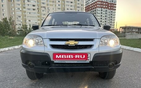 Chevrolet Niva I рестайлинг, 2013 год, 595 000 рублей, 33 фотография