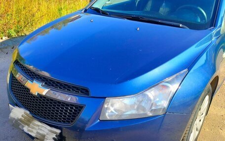 Chevrolet Cruze II, 2011 год, 870 000 рублей, 2 фотография