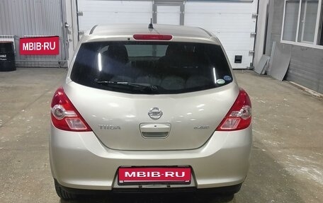 Nissan Tiida, 2009 год, 850 000 рублей, 2 фотография