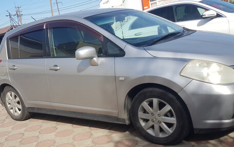 Nissan Tiida, 2005 год, 650 000 рублей, 1 фотография