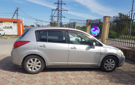 Nissan Tiida, 2005 год, 650 000 рублей, 2 фотография