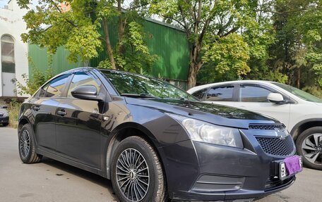 Chevrolet Cruze II, 2011 год, 800 000 рублей, 26 фотография