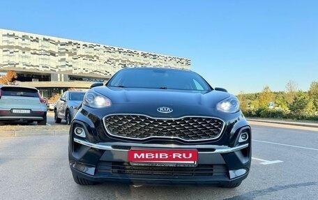 KIA Sportage IV рестайлинг, 2021 год, 2 590 000 рублей, 4 фотография