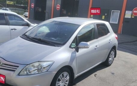 Toyota Auris II, 2011 год, 1 190 000 рублей, 1 фотография