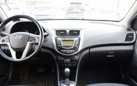 Hyundai Solaris II рестайлинг, 2014 год, 1 297 000 рублей, 15 фотография