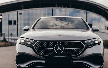 Mercedes-Benz E-Класс, 2024 год, 12 500 000 рублей, 2 фотография