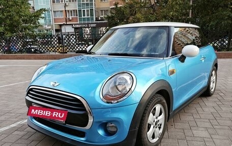 MINI Hatch, 2017 год, 1 730 000 рублей, 6 фотография