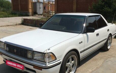 Toyota Crown, 1991 год, 880 000 рублей, 2 фотография