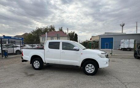 Toyota Hilux VII, 2012 год, 2 000 000 рублей, 4 фотография