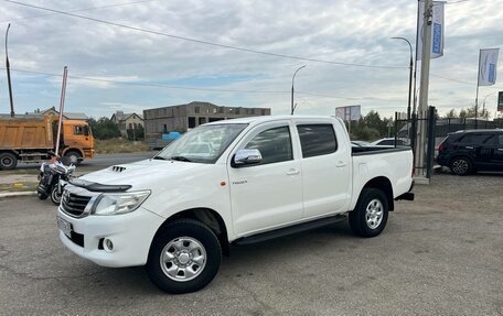 Toyota Hilux VII, 2012 год, 2 000 000 рублей, 15 фотография