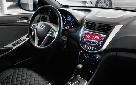 Hyundai Solaris II рестайлинг, 2014 год, 1 149 000 рублей, 23 фотография