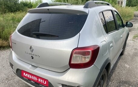 Renault Sandero II рестайлинг, 2019 год, 860 000 рублей, 1 фотография